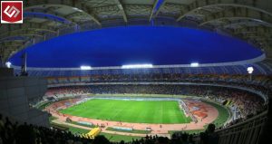 اجرای پروژه دکل روشنایی و نصب پرژکتور در استادیوم ورزشگاه