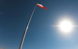 دکل پرچم 30 متری اجرا توسط شرکت احداث گستر